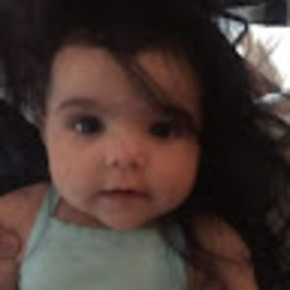 Meet your Posher, Sandra - Picture 1 of 1